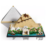 LEGO Architecture: A gízai nagy piramis (21058) készlet nyitott piramissal, felfedve a belső építkezési szerkezetet és rámpákat, körülötte a templommal és a Nílus menti jelenettel.