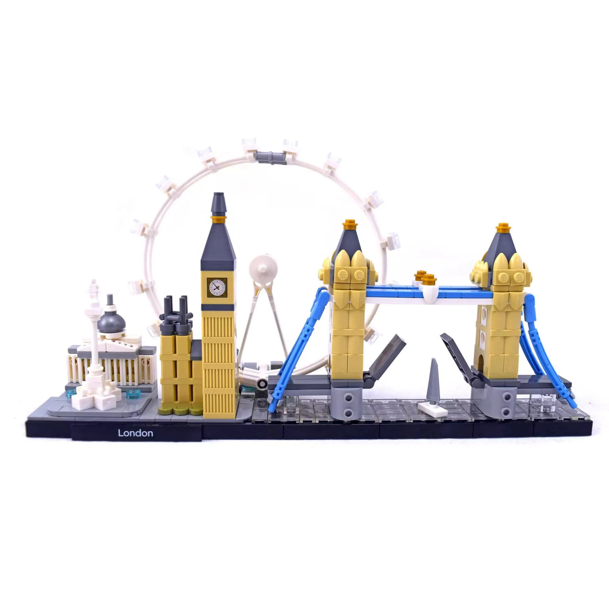 LEGO Architecture London (21034) épített városkép elölnézetből – Teljes LEGO városkép, amely a londoni látképet mutatja be Big Ben-nel, a London Eye óriáskerékkel és a híres Tower Bridge híddal.