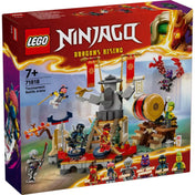 LEGO NINJAGO A bajnokok küzdőtere (71818) készlet doboza szemből, élénk színekkel, harci aréna és 6 minifigura illusztrációjával