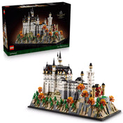LEGO Architecture: Neuschwanstein kastély (21063) dobozkép és felépített modell, kiállításra alkalmas, részletgazdag kivitelben.