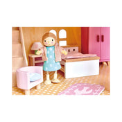 Mrs. Goodwood és a kisbabája a babaházban, Tender Leaf Toys – A figura egy hangulatos babaházban, bútorokkal és kiegészítőkkel.