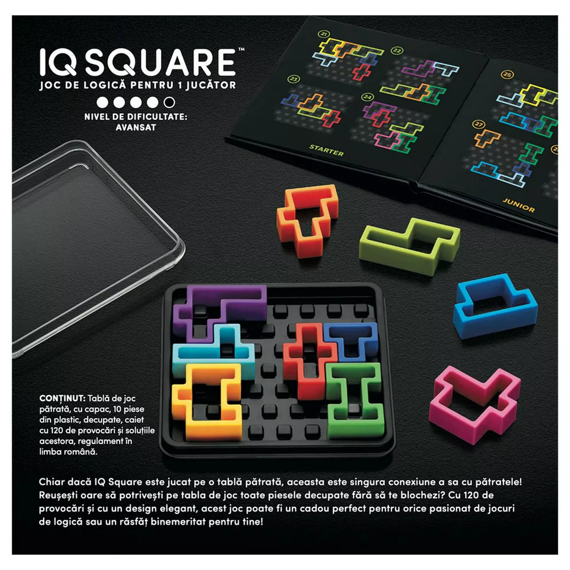 A Smart Games IQ Deluxe Square logikai játék kinyitott állapotban, mellette a kihívásfüzet színes feladványokkal és megoldásokkal. A kép alján látható a játéktábla, a kirakódarabok és a szabályzat, kiemelve a játék fejlesztő és hordozható jellegét.