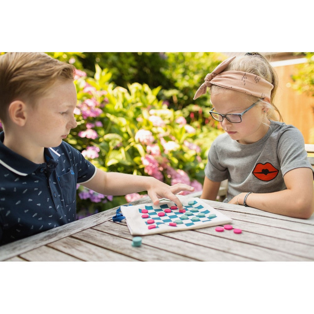 Utazó játékok: sakk, dáma, Tic Tac Toe, BS Toys angol nyelvű társasjáték