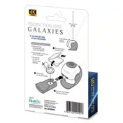 4 darabos vetítőlemez-készlet: Galaxisok – a csomagolás hátoldala angol nyelvű használati útmutatóval, a vetítőlemez behelyezését bemutató ábrákkal és vonalkóddal.