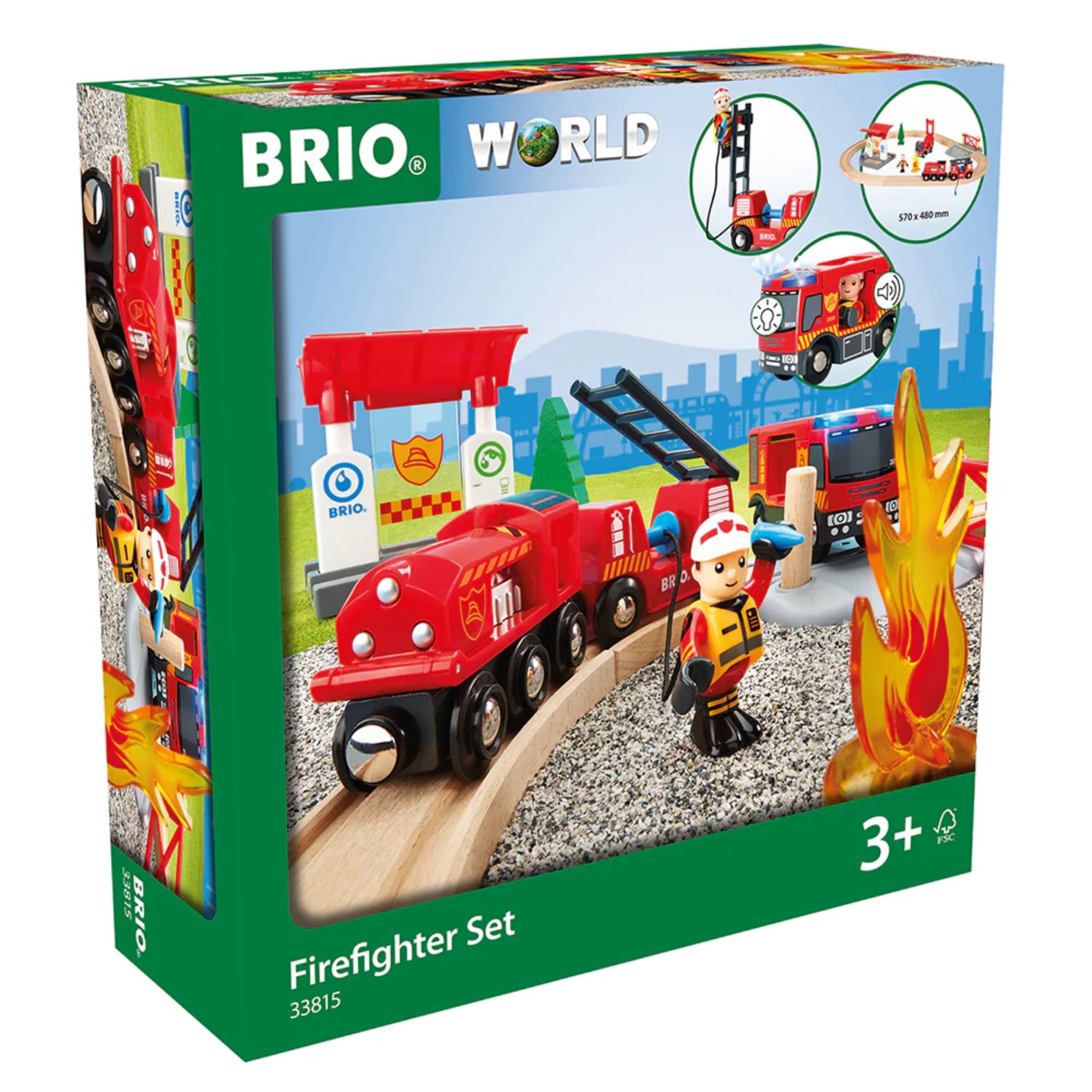 BRIO Tűzoltó készlet doboz: A BRIO World Tűzoltó készlet csomagolása piros tűzoltóvonattal, tűzoltó figurával és lángoló tűzelem ábrázolásával, 3 éves kortól ajánlva.