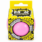Cool Mix Squishy Glow in the Dark ball stresszlevezető játék (rózsaszín)