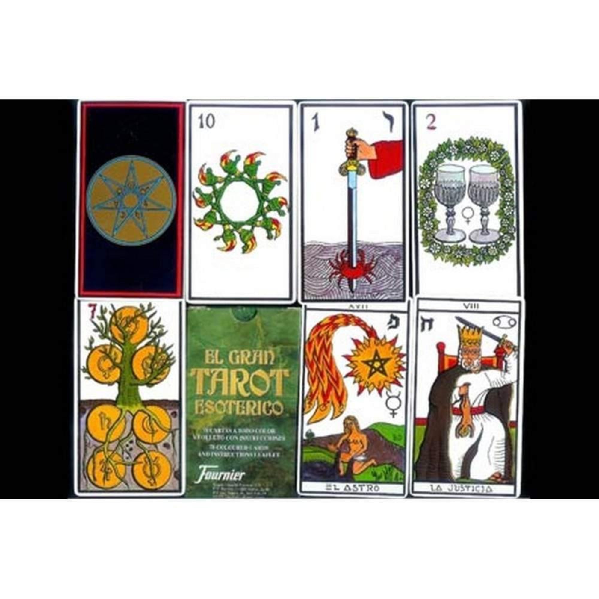 A képen az El Gran Tarot Esoterico kártyacsomag több lapja látható, köztük színes és részletgazdag illusztrációkkal. A kártyákon spanyol nyelvű feliratok szerepelnek, például: „El Astro” (A Csillag), „La Justicia” (Az Igazság), vagy „El Gran Tarot Esoterico”. A lapok misztikus szimbólumokat, például kardot, csillagot, serlegeket, érméket és életfát ábrázolnak, ami utalás a tarot hagyományos nagy és kis arkánumaira. A doboz középen zöld alapon arany betűkkel emelkedik ki.