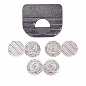 Hanayama Huzzle Cast Wallet kirakó szétszedett állapotban, a fém tok és a hozzá tartozó érme alakú puzzle elemek.