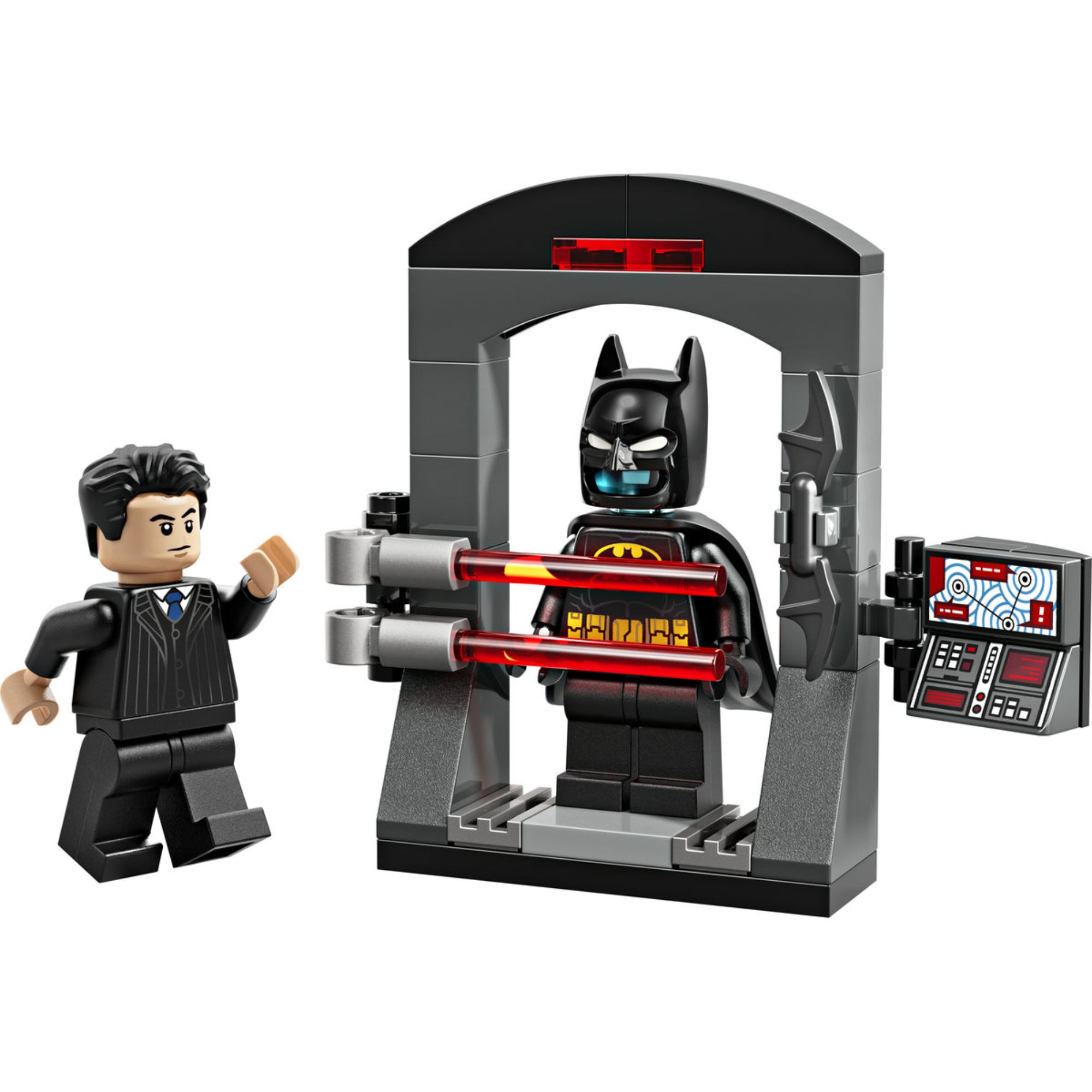 LEGO Batman Bruce Wayne and the Batsuit (30726) megépített jelenet, Batman páncélban áll a berendezésben, mellette Bruce Wayne és vezérlőpanel.