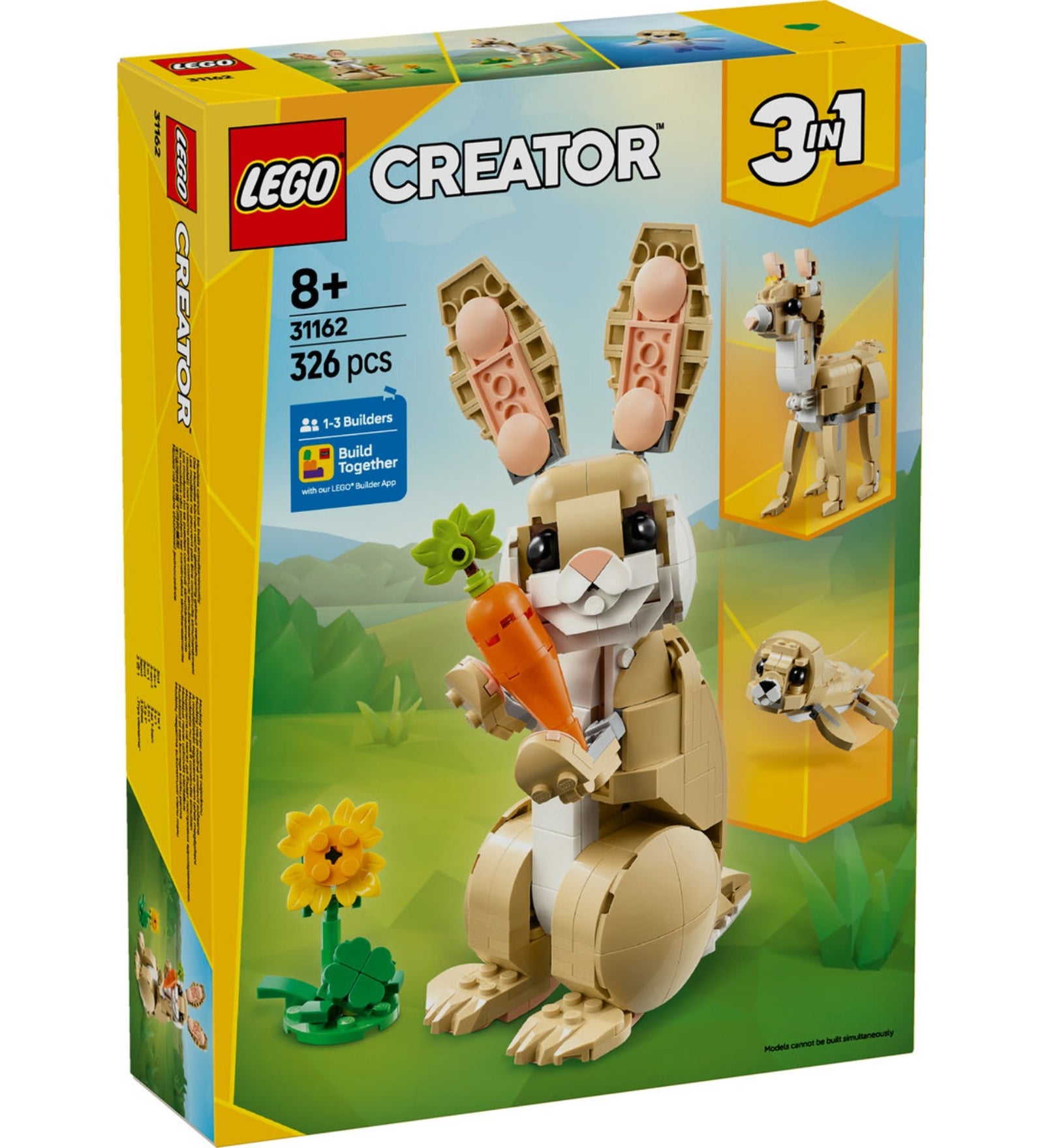 A LEGO Creator Aranyos Nyuszi 31162 készlet dobozának képe, amely bemutatja a felépített nyuszimodellt egy répával, mellette kisebb képekkel a két másik lehetséges modellel: egy láma és egy fóka. A háttérben természetes tájat láthatunk, ami a játék természetközeli hangulatát erősíti meg.
