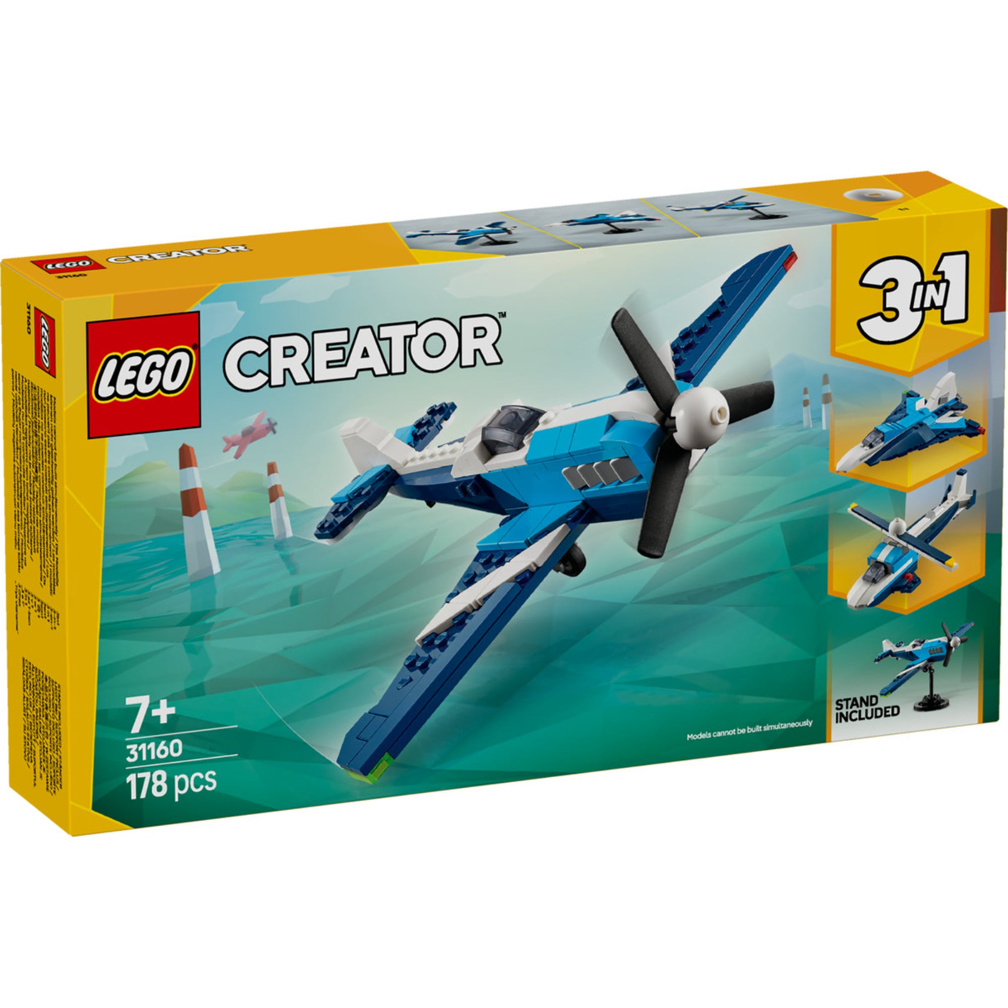 A LEGO Creator Versenyrepülő 31160 készlet doboza, amely bemutatja az építhető repülőgép modellt forgó légcsavarral és mozgatható kerekekkel, valamint a doboz hátlapján a további két lehetséges modellt: a sugárhajtású repülőgépet és a helikoptert, mind a kockákból épített állvánnyal.