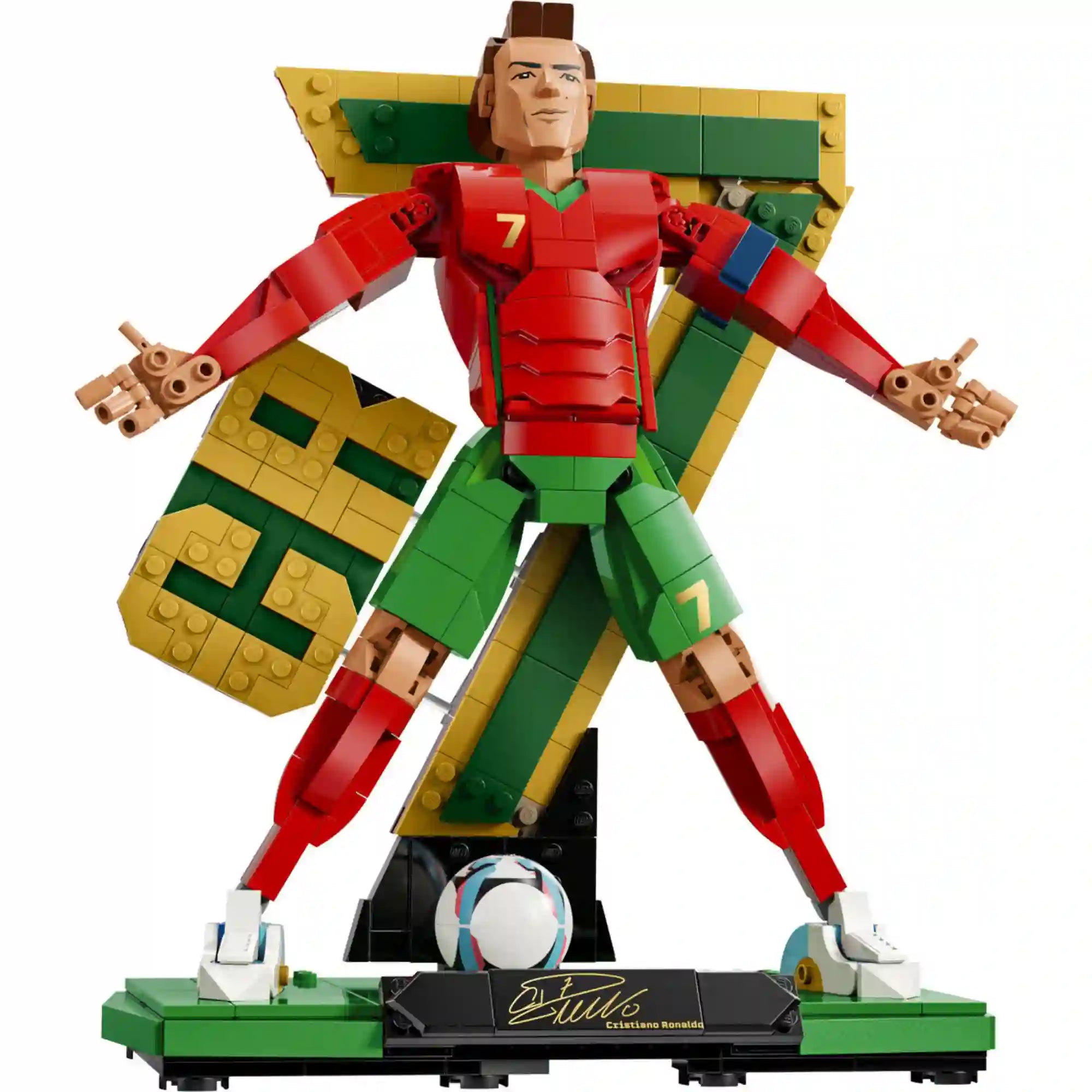 LEGO Editions Cristiano Ronaldo – Futball-legenda 43016, 854 darabos készlet teljes modellje, CR7 pózban focilabdával és talapzattal.