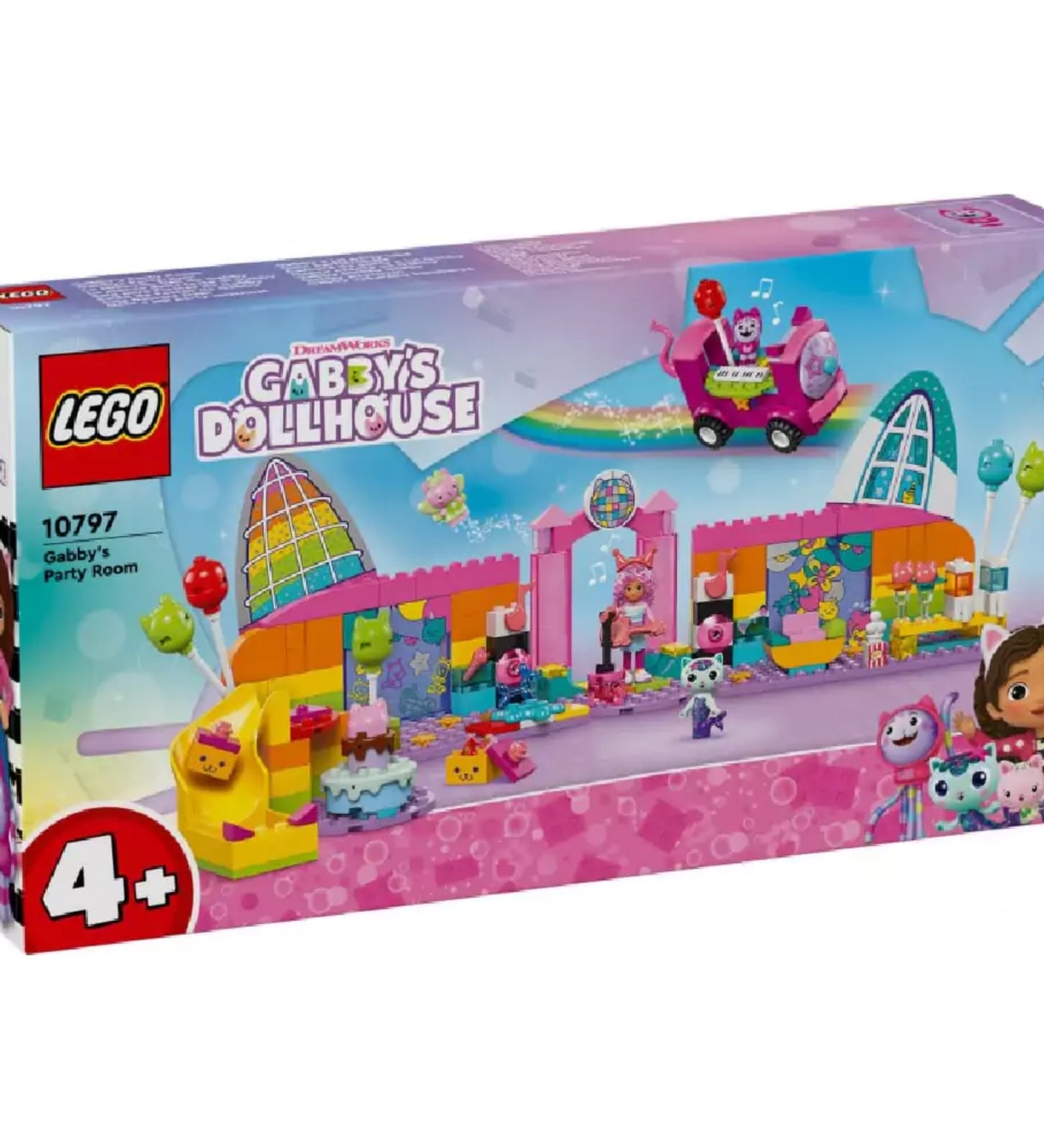 LEGO Gabby’s Dollhouse Gabi partiszobája (10797) színes díszdoboza, rajta a készlet grafikájával, Gabby figurájával, cuki macskás karakterekkel és a bulis helyszín illusztrációjával.
