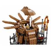 LEGO Marvel Pókember: A végső ütközet (76261) – szétválasztható moduláris részlet a szettből, mozgatható fal- és padlóelemekkel.