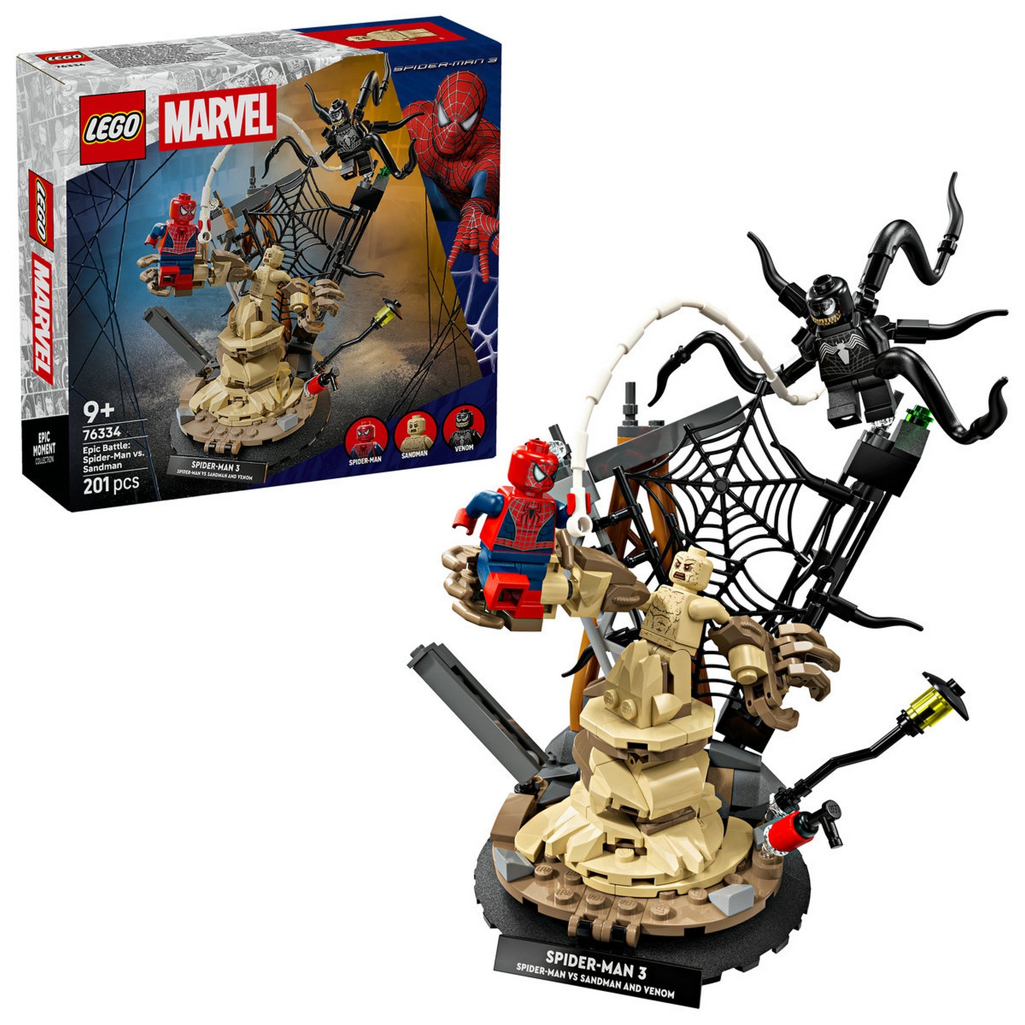 LEGO Marvel Epic Battle: Spider-Man vs. Sandman (76334) doboz és a teljesen megépített dioráma, Sandman homokszobra, hálóelem és Venom figurája.