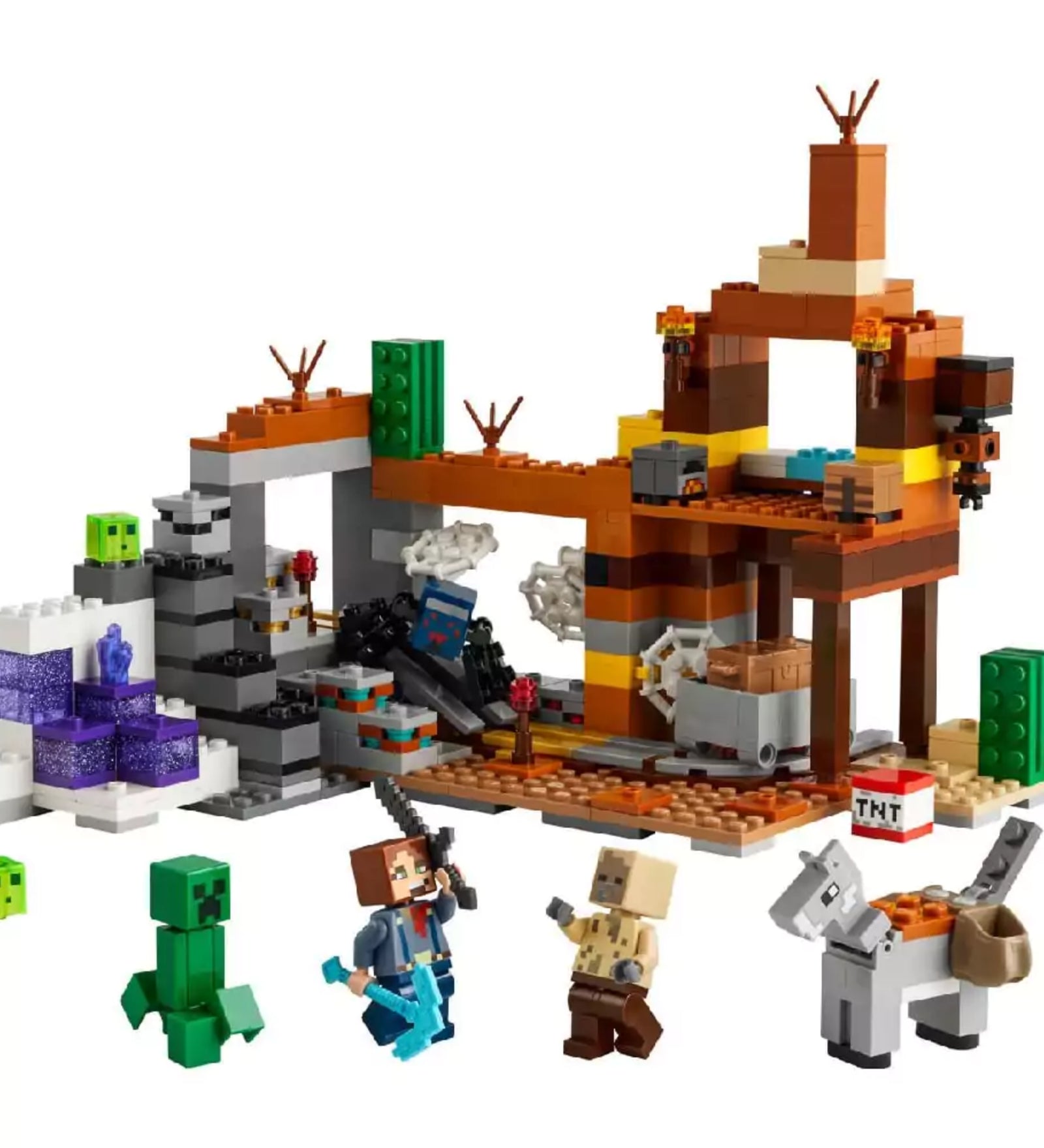 A LEGO Minecraft A pusztasági bánya (21263) teljesen felépített készlete, rajta a kétszintes bányászati állomással, kaktuszokkal, TNT blokkal, bányakocsival és különféle karakterekkel, köztük Creeperrel, csontvázzal, pókkal és a főszereplő Alex figurájával.