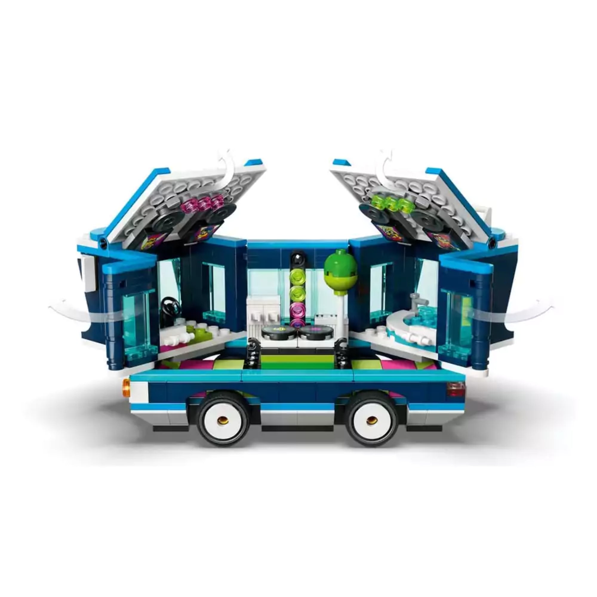 A LEGO partibusz oldala kinyitva, a belső térben DJ pult, hangfalak és színes díszítés látható. A busz sötétkék-fehér színű és részletgazdag kialakítású.