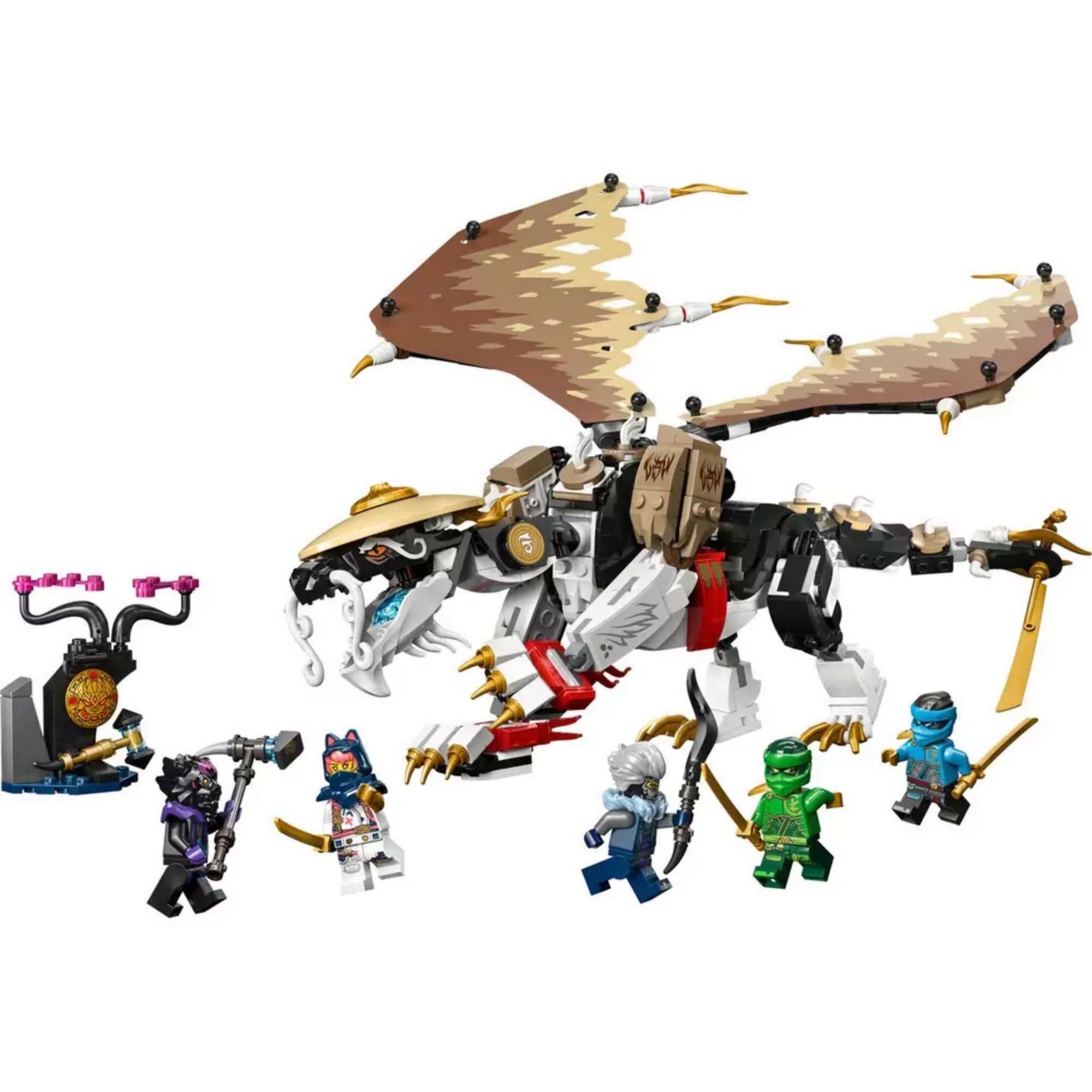LEGO NINJAGO 71809 Egalt, a sárkánymester készlet: részletesen kidolgozott barna-fehér sárkány hajlékony szárnyakkal és arany díszítéssel, körülötte hat minifigura – köztük Lloyd, Sora, Nya, Cinder, Lord Ras és egy lila ereklyeállvány.