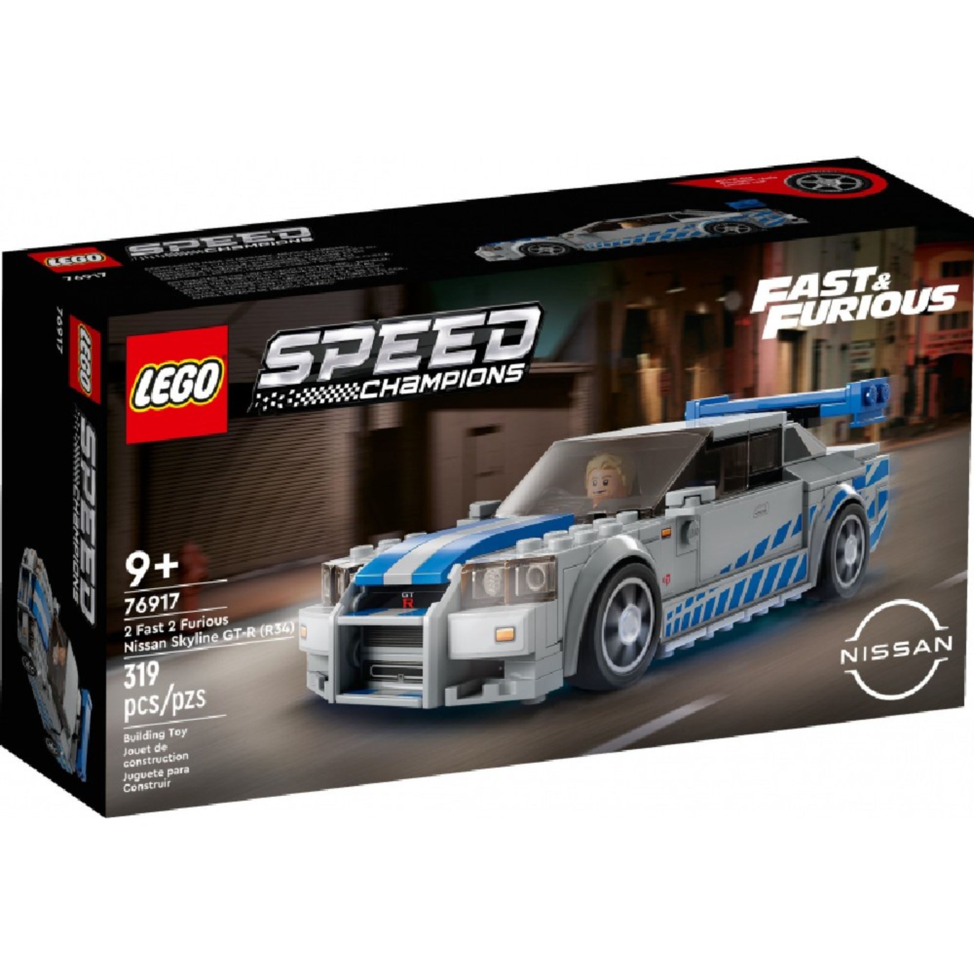 A LEGO 76917 készlet dobozának előlapja, amelyen a Nissan Skyline GT-R éjszakai utcai verseny közben látható, a LEGO, Nissan és Fast & Furious logókkal.