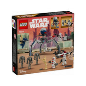 A 75372-es LEGO Star Wars készlet dobozának hátlapja, ahol a készlet funkcióit bemutató jelenetek és kisméretű részletképek láthatók – köztük a pók-droid mozgása, a lövedéklövő funkciók és a klón katonák különböző eszközei.