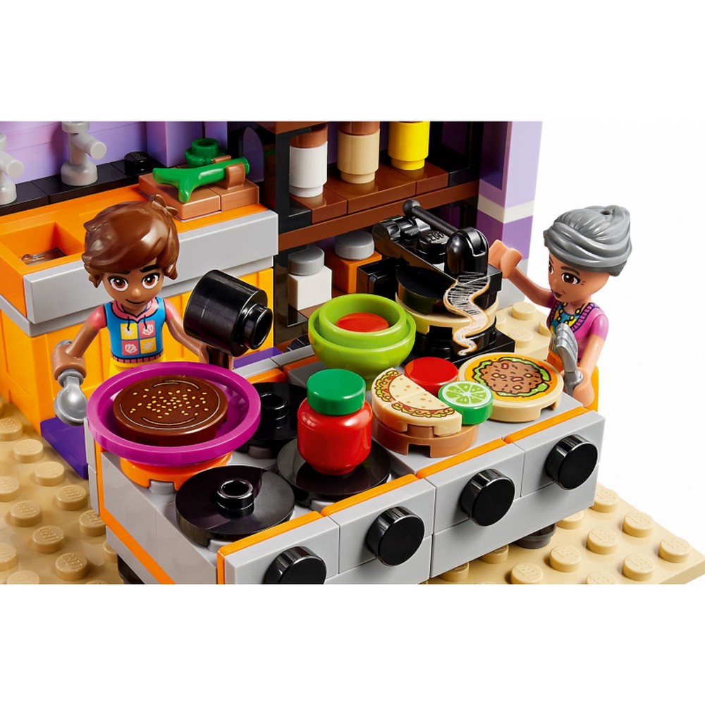 LEGO Friends Heartlake City közösségi konyha 41747