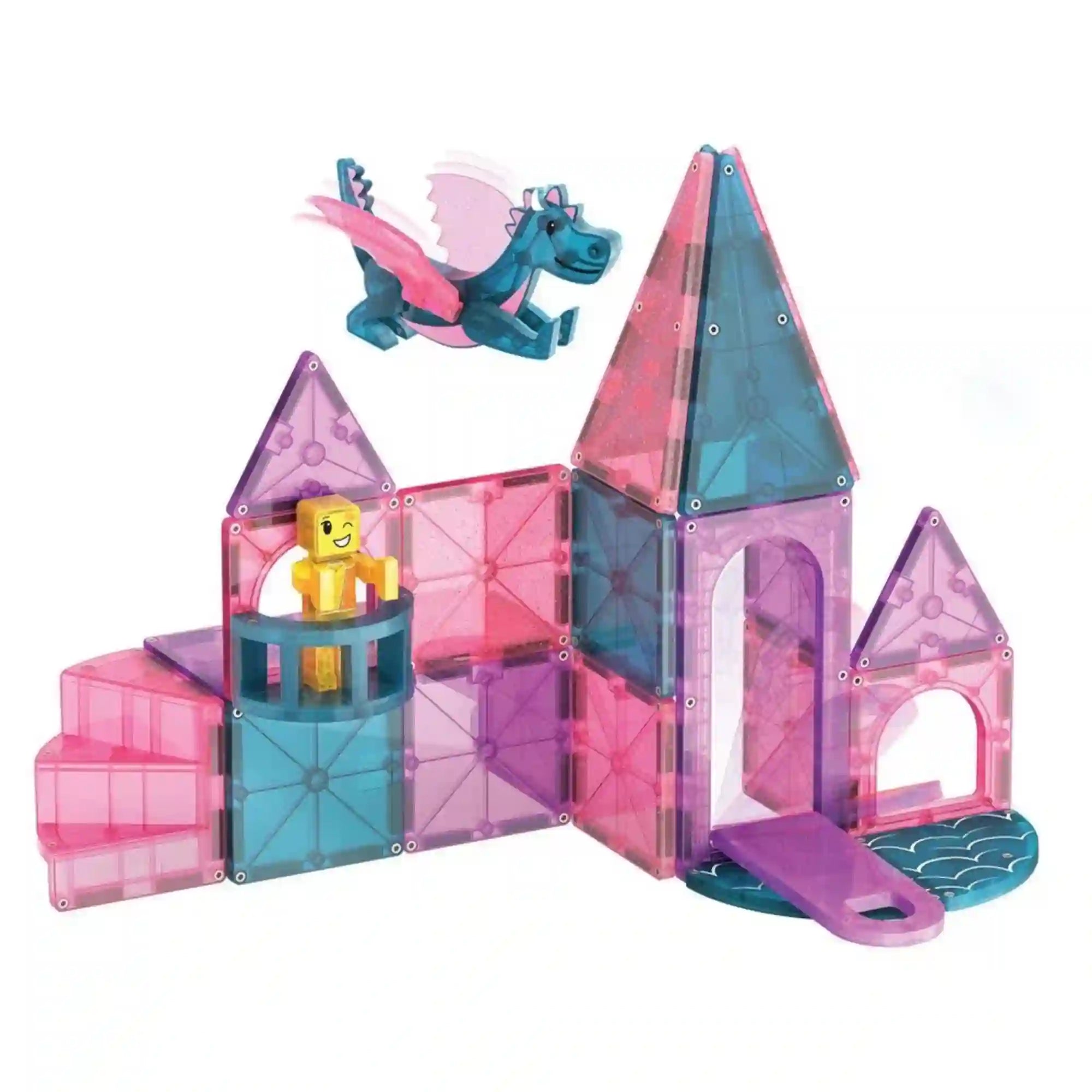 MAGNA-TILES Castle 25 darabos mágneses építőkészletből épített rózsaszín és kék kastély, tornyokkal, csigalépcsővel, erkéllyel, figurával és repülő sárkánnyal.