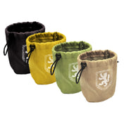 Színes, zsinórral zárható vászonzsákok társasjátékhoz – fekete, sárga, zöld és bézs színben, címeres mintával.