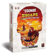 The Goonies: Escape with One-Eyed Willy's Rich Stuff társasjáték doboza, amelyen egy koponyát formáló térkép és kalózhajó jelenik meg naplementében.