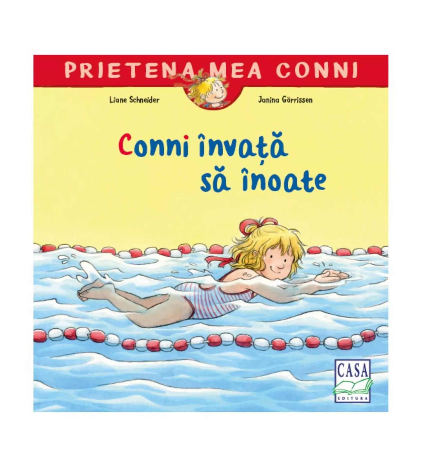 A könyvborítón a „Prietena mea Conni – Conni învață să înoate” című kiadvány látható, amelyen Conni piros-fehér csíkos fürdőruhában vidáman úszik a medencében, piros-fehér bójákkal elválasztott vízben.