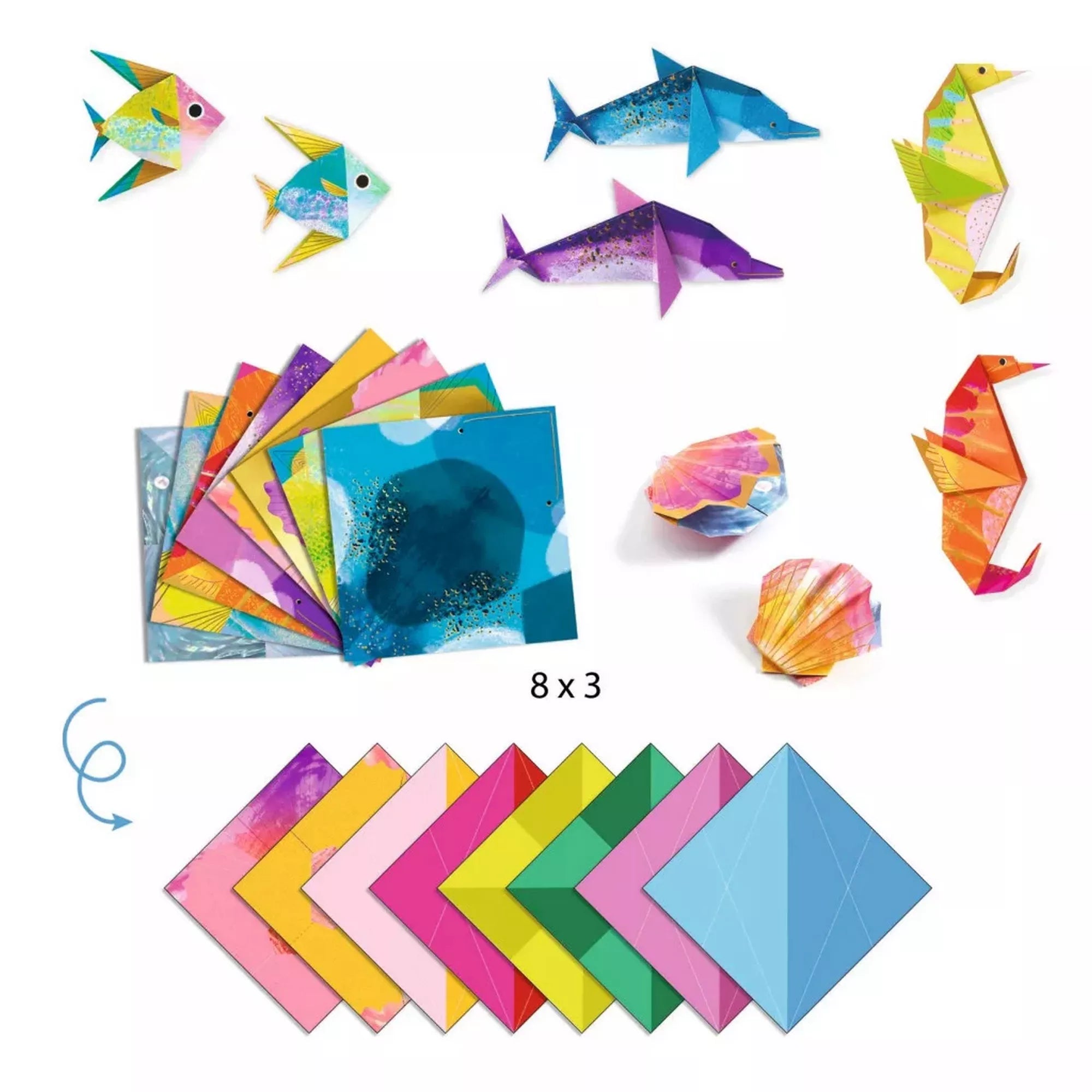 Djeco tengeri origami készlet tartalma: mintás hajtogatólapok, kész delfin, hal, csikóhal és kagyló figurák elrendezve