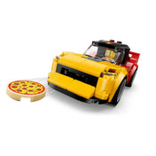 LEGO City pizzakiszállító sportautó lángmintás dekorációval és kilőhető pizza funkcióval.