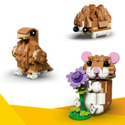 A LEGO Creator: Cute Hamster with a Flower (31376) három megépíthető modellje: madár, sün és virágos hörcsög.