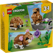 LEGO Creator: Cute Hamster with a Flower (31376) doboz hátoldala, a három különböző megépíthető állatfigurával és kiegészítőkkel.