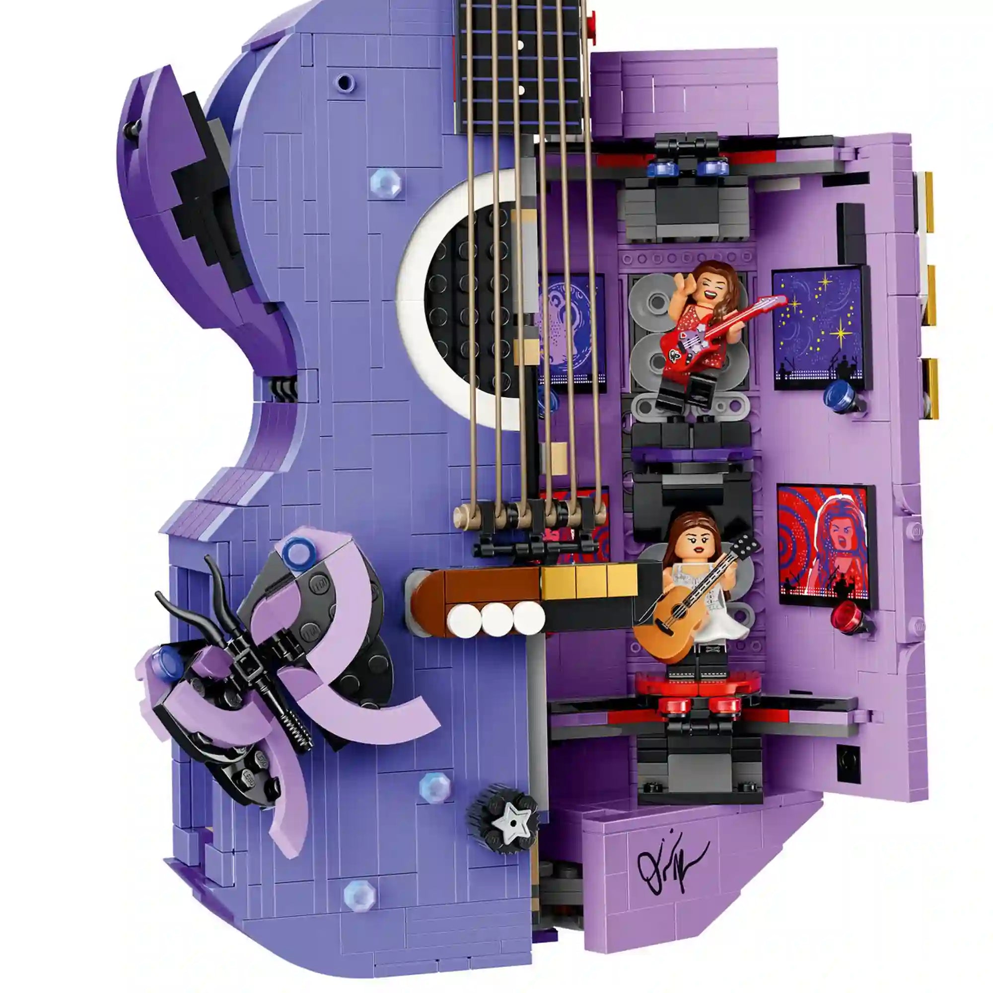 LEGO Olivia Rodrigo kétszínű gitár 43031 kinyitott belső jelenete két minifigurával