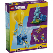 A LEGO Fortnite Supply Drop (77080) készlet hátoldala, amely bemutatja a nyitható ládát, a tartozékokat és a Fortnite minifigurákat.