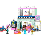 LEGO Friends Fodrászat és fodrászkellékek boltja 42662 modell teljes összeállítva, a fodrászati és bolt részleteivel.