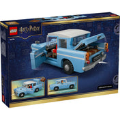 LEGO Harry Potter Enchanted Flying Ford Anglia 76470 – A doboz hátoldala, nyitható ajtókkal, csomagtartóval és a kilökő funkció bemutatásával.