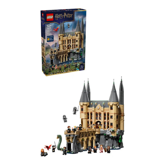LEGO Harry Potter 76473 készlet dobozzal és felépített Roxfort Keleti szárny modellel, minifigurákkal és kiegészítőkkel.