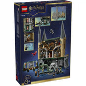 LEGO Harry Potter 76473 doboz hátoldala a Roxfort Keleti szárny belső tereivel, Titkok Kamrájával, baziliszkusszal és játékfunkciókkal.