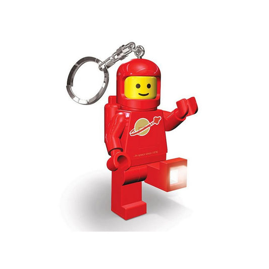 Űrhajós világító kulcstartó, piros LEGO minifigura LED fénnyel a lábánál, fehér háttéren