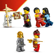 LEGO NINJAGO: Négy Fegyver Kovácsműhely, 15. évforduló minifigurák és kiegészítők, fegyverekkel és térképpel.
