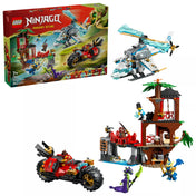A LEGO NINJAGO 71857 készlet doboza és a megépített modellek fehér háttéren: a lombház, a helikopter, a piros ninja motor és a minifigurák külön-külön bemutatva.