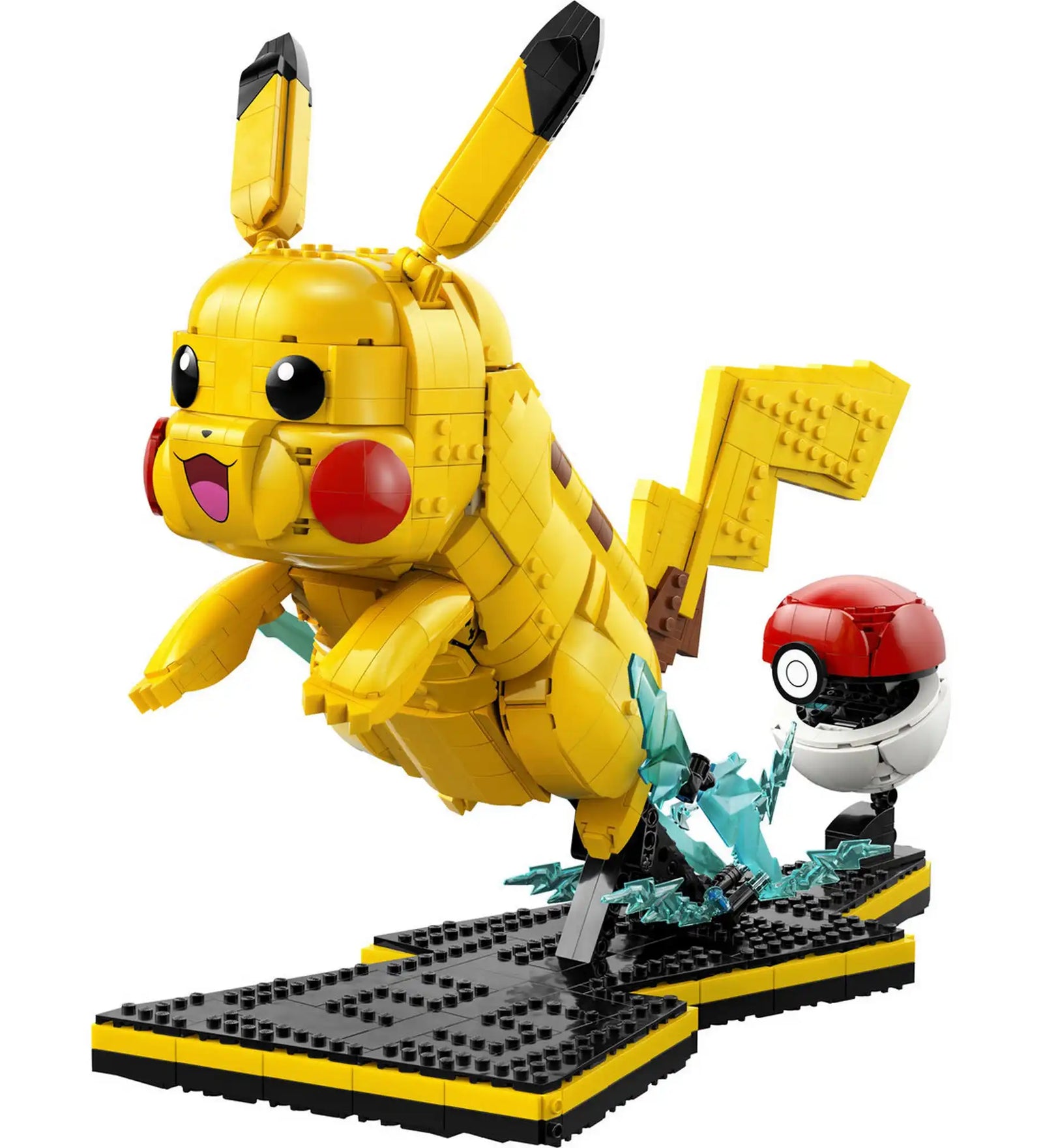 LEGO Pokémon: Pikachu és pokélabda 72152, 2050 darabos megépített modell fehér háttéren, Pikachu figurával és Poké labdával, részletgazdag kialakítással.