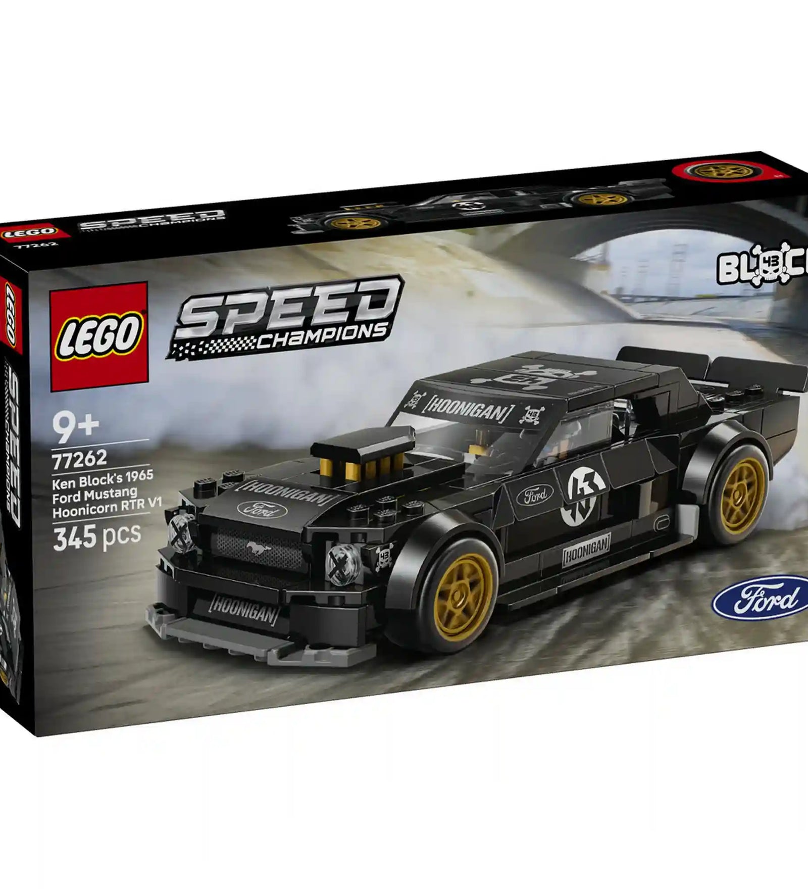 LEGO Speed Champions Ken Block '65 Ford Mustang Hoonicorn V1 (77262) eredeti dobozképe a teljes készlettel és Ford licenccel.