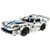 A LEGO Technic: Dodge Viper GTS-R sportautó 42234 megépített versenyautó fehér háttéren.