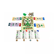 Smaragd Koponyák társasjáték játéktáblája felülnézetből, kockákkal, kártyákkal és jelölőkkel játék közbeni elrendezésben