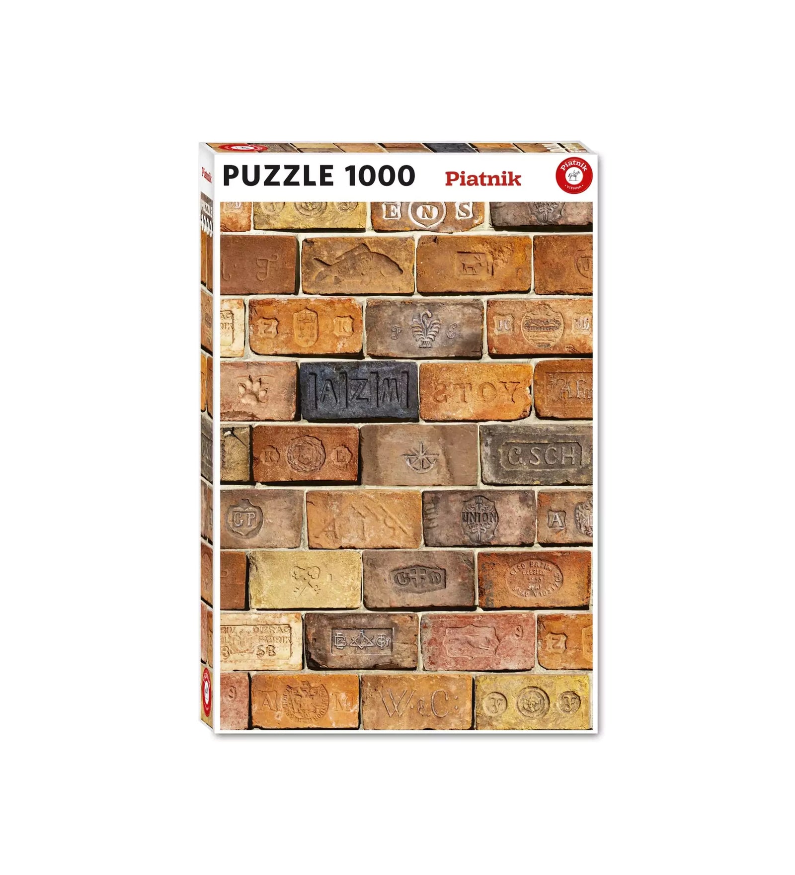  Bricks 1000 darabos Piatnik puzzle doboza, amely különböző színű és mintájú téglákat ábrázol, régi bélyegzőkkel és jelképekkel díszítve.”