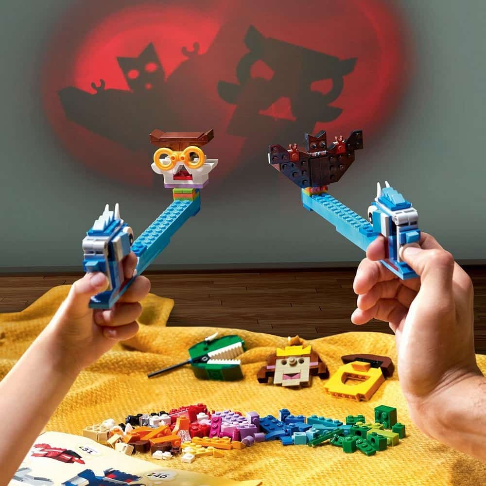 LEGO Classic Kockák és fények 11009 441 darabos