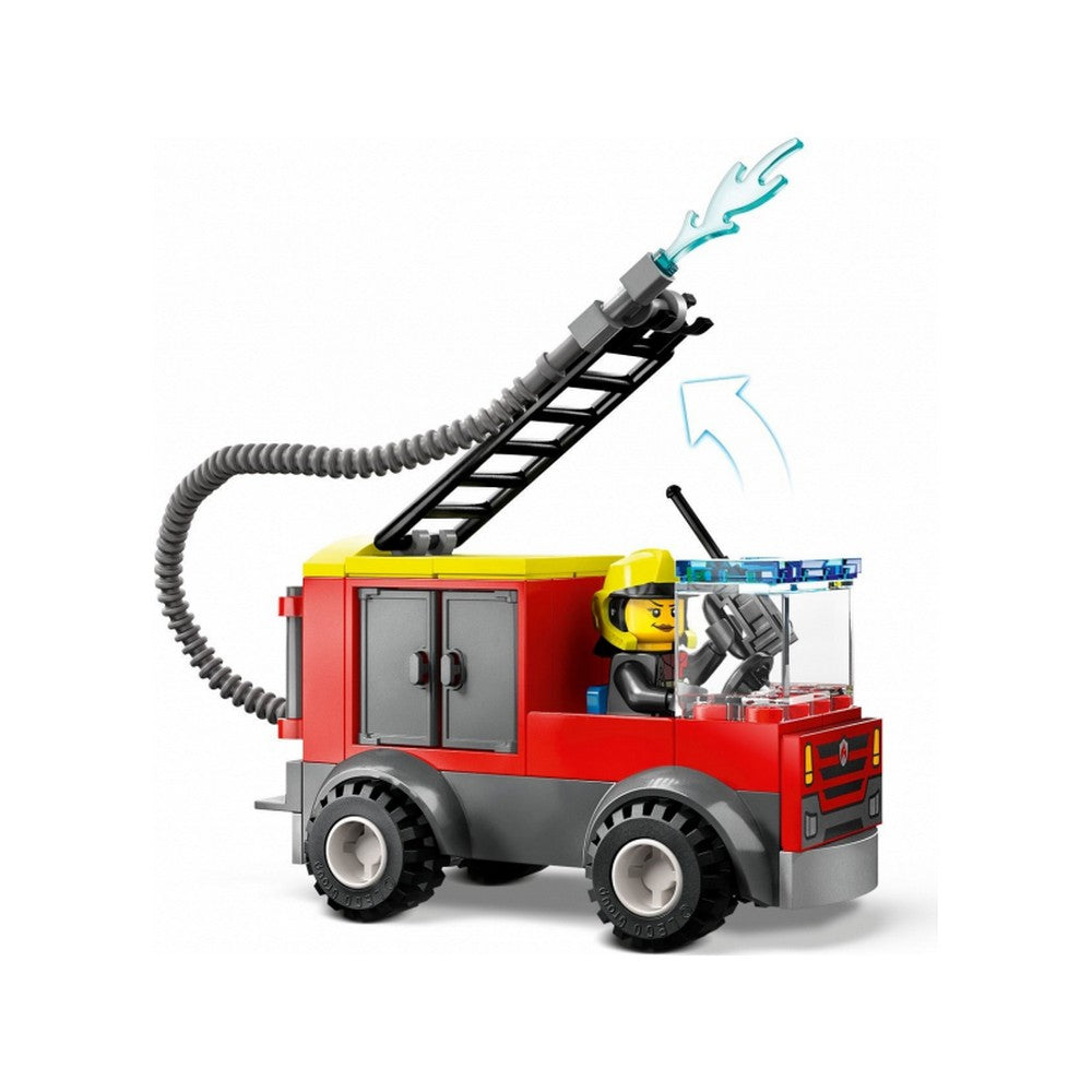 LEGO City Tűzoltóállomás és tűzoltóautó 60375 153 darabos
