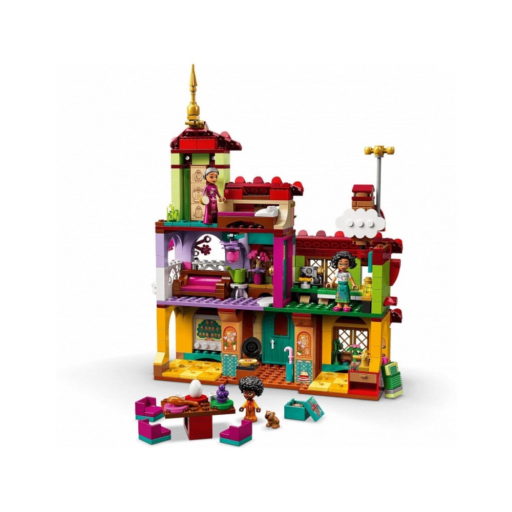 LegoMadrigalhaz5-min.jpg